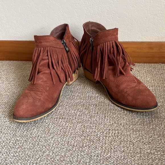 Mi.iM Thea fringe leather booties 6.5 - Picture 3 of 9